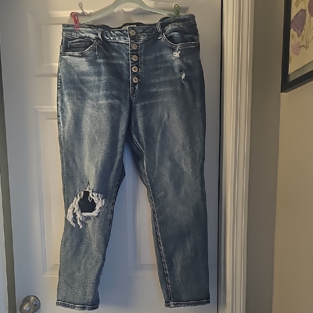 VERVET BY FLYING MONKEY Distressed Blue Boyfriend Jeans